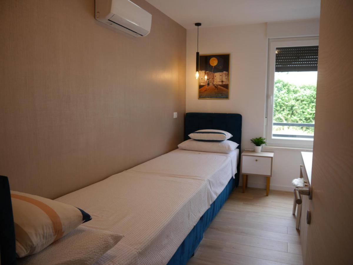 Apartment "Mon Ami" Трогир Экстерьер фото
